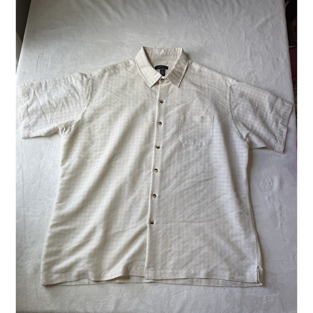 Van Heusen Men’s Ivory Short Sleeve Button Formal Men’s Shirt Size XL 17-17.5